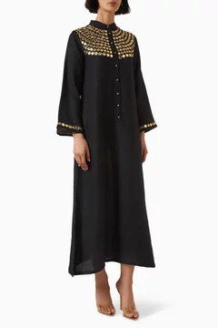 أسود