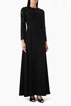 أسود