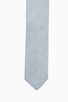 أزرق