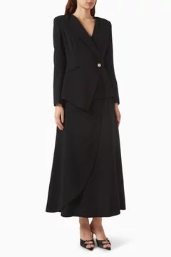 أسود