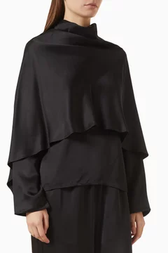 أسود