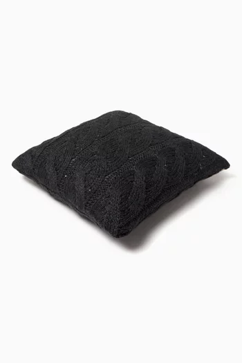 Cushion in Diamond Yarn
