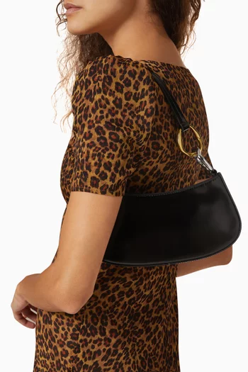 Ollie Shoulder Bag in Leather