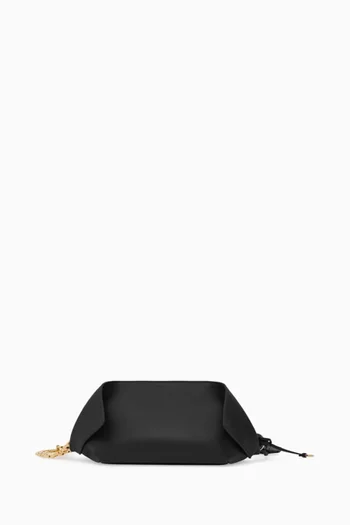 Chain Clutch in Calf Leather