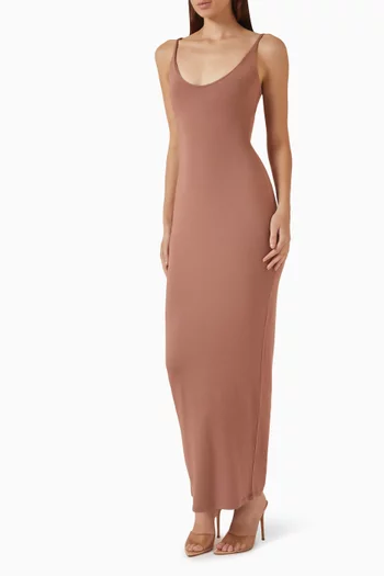 Smooth Layers Scoop Neck Maxi Dress