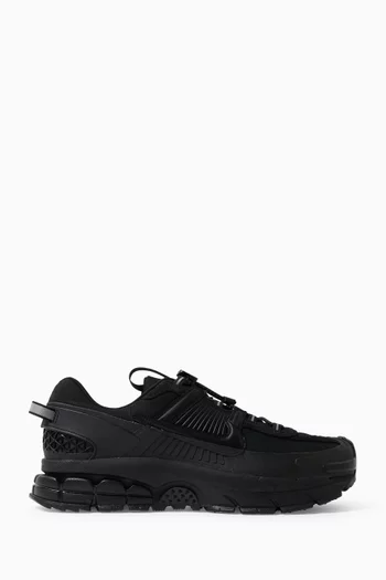 Zoom Vomero Roam Sneakers