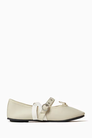Ballet Twist Mary Jane Flats in Leather