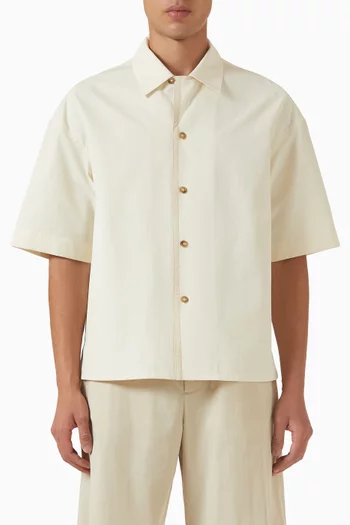 قميص بياقة