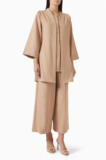 طقم من أربع قطع