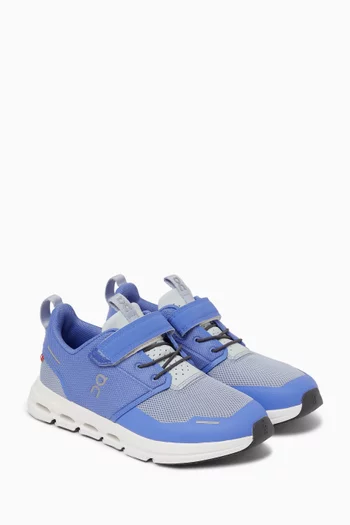 Cloud Play Sneakers in Mesh
