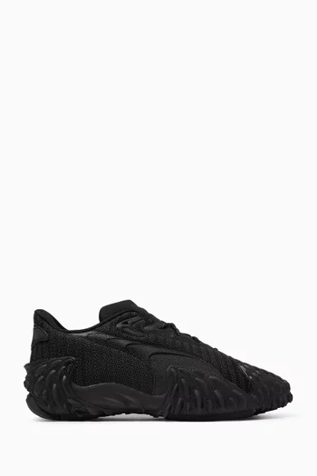Mostro X Sneakers