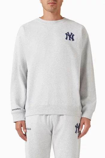 سويت شيرت بشعار Yankees‏ كلاسيكي