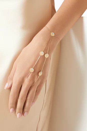 Diamond Hand Chain Bracelet in 18kt Gold