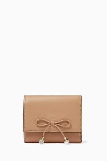 Marinda Compact Wallet in Calf Leather