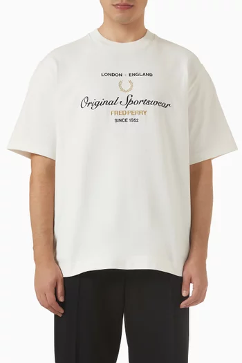 تي شيرت بطبعة Original Sportswear‏ قطن