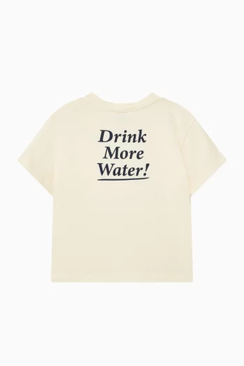 تي شيرت بعبارة Drink More Water