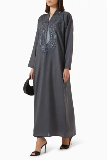 عباية بتطريزات بارزة كتان
