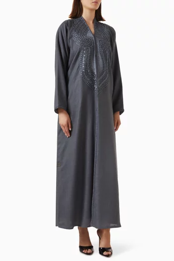 عباية بتطريزات بارزة كتان