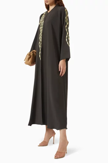 عباية مطرزة كريب
