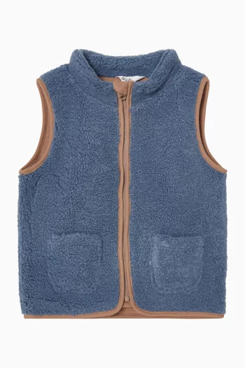 Sleeveless Vest in Sherpa