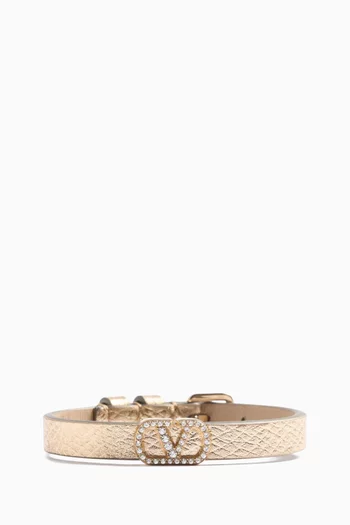 سوار بشعار حرف V جلد لامع
