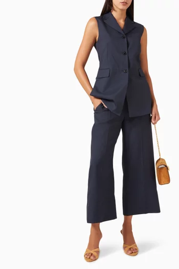 بنطال بقصة ساق واسعة وقصيرة تويل