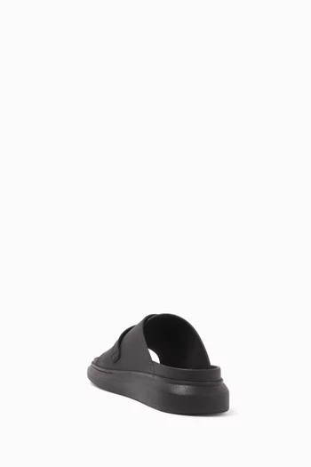 Oversized Hybrid Slides in Rubber