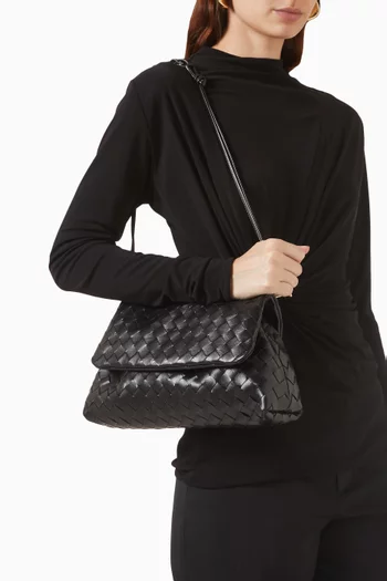 Giorno Shoulder Bag in Intrecciato Leather
