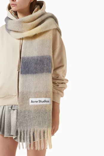 Logo Checked Scarf in Mohair-blend