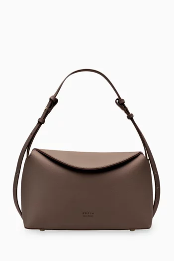 Hudson Shoulder Bag in Leather