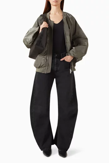 Spiral Curved Jeans