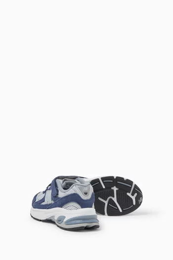 2010 Sneakers in Mesh