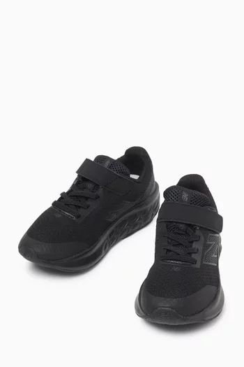 520 Sneakers in Mesh