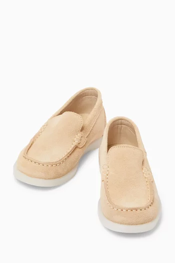 Loafers in Suede