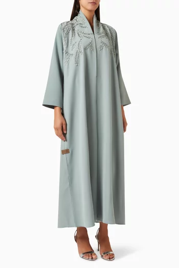 عباية مطرزة