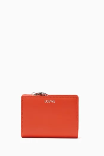 Claw Compact Wallet in Leather
