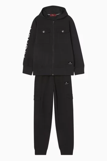 Zip-Up Hoodue
