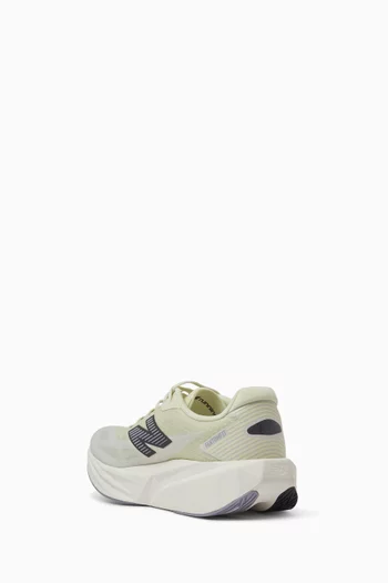 FuelCell Rebel v5 Sneakers in Mesh