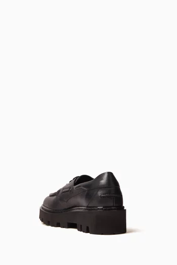 Dress Shoes in Leather