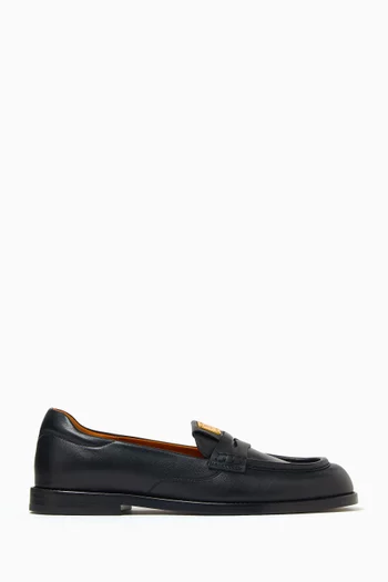 Dress Shoes in Leather