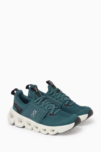 Cloudswift Sneakers