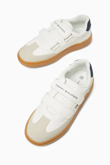 Low-cut Sneakers in Leather