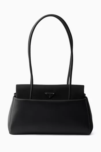 Medium Passage Shoulder Bag in Leather