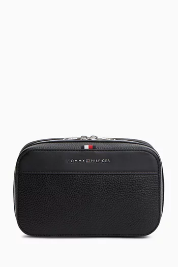 Metal Logo Pebble Grain Washbag