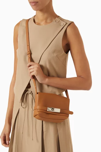 Small Le Smart Crossbody Bag in Leather