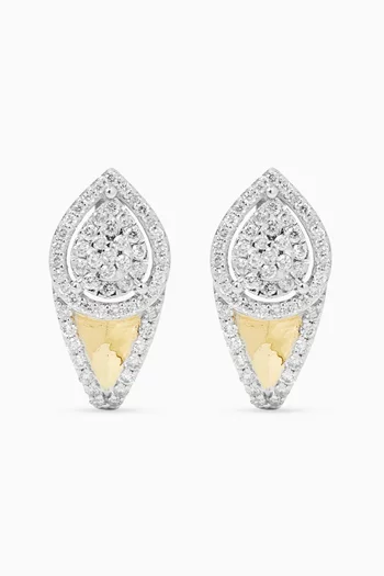 Pear-shaped Cluster Diamond Earrings in 18kt Gold