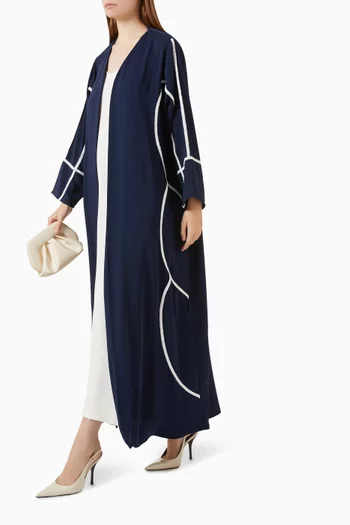 Wave-trim Abaya in Crepe