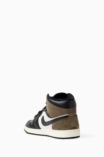 Air Jordan 1 Mid Sneakers
