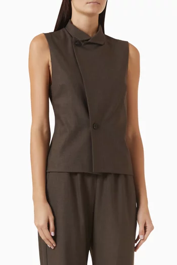Hi-neck Vest