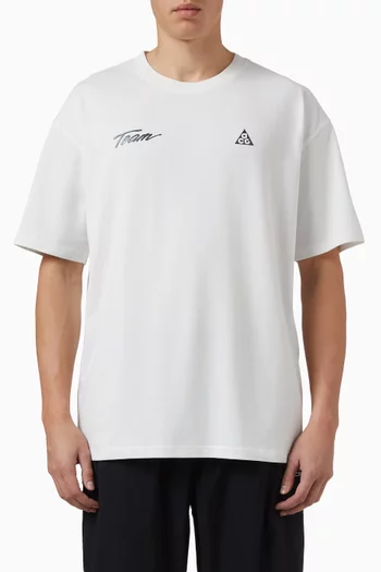 تي شيرت بتقنية Dri-FIT من مجموعة ايه سي جي